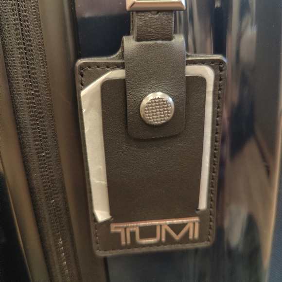 NWT Tumi V4 Continental 4 Wheeled Carry-On Front Pocket - Picture 6 of 13